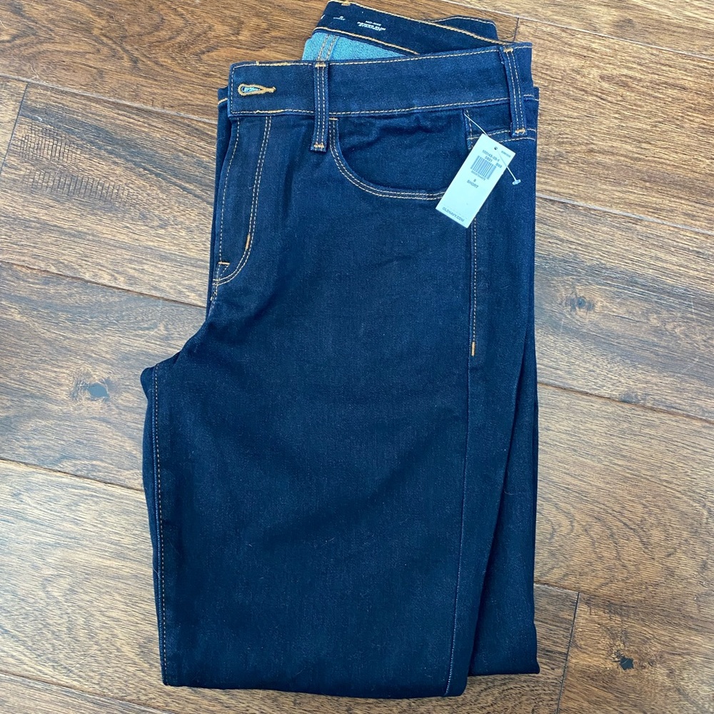 Old Navy Mid-Rise Power Slim Straight Jeans - Size 8 Short